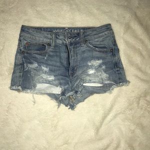 AMERICAN EAGLE ripped jean shorts
